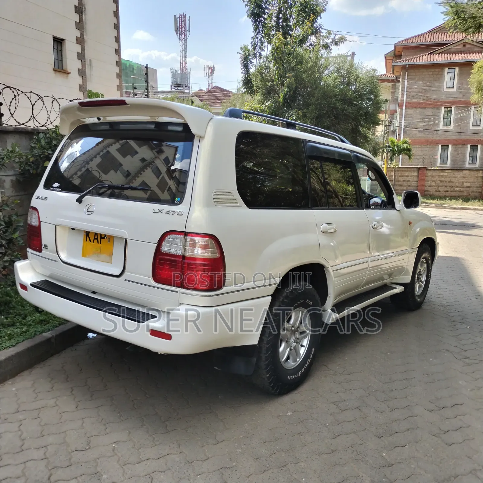 Toyota Land Cruiser Cygnus 4.7 2002 White