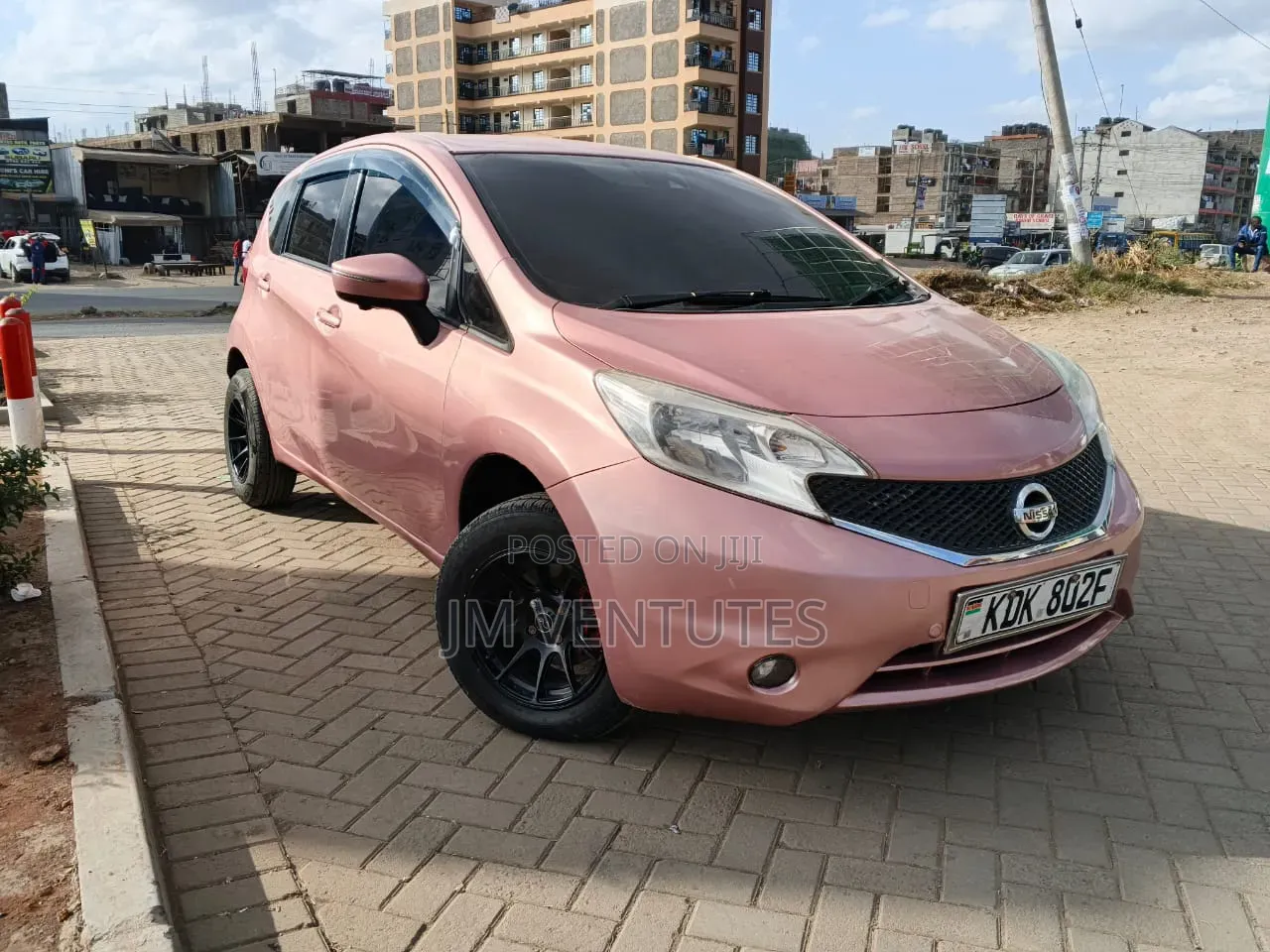 Nissan Note 2015 Pink