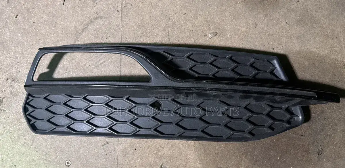 Audi A4 B8 2012-2015 Front Bumper Fog Light Cover