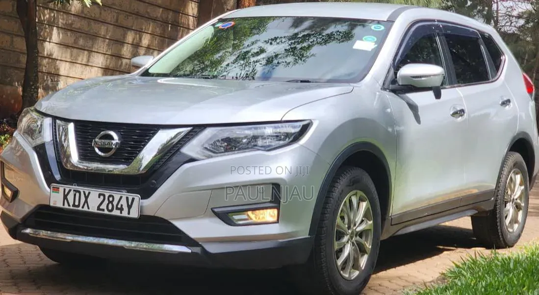 Nissan X-Trail 2017 Silver