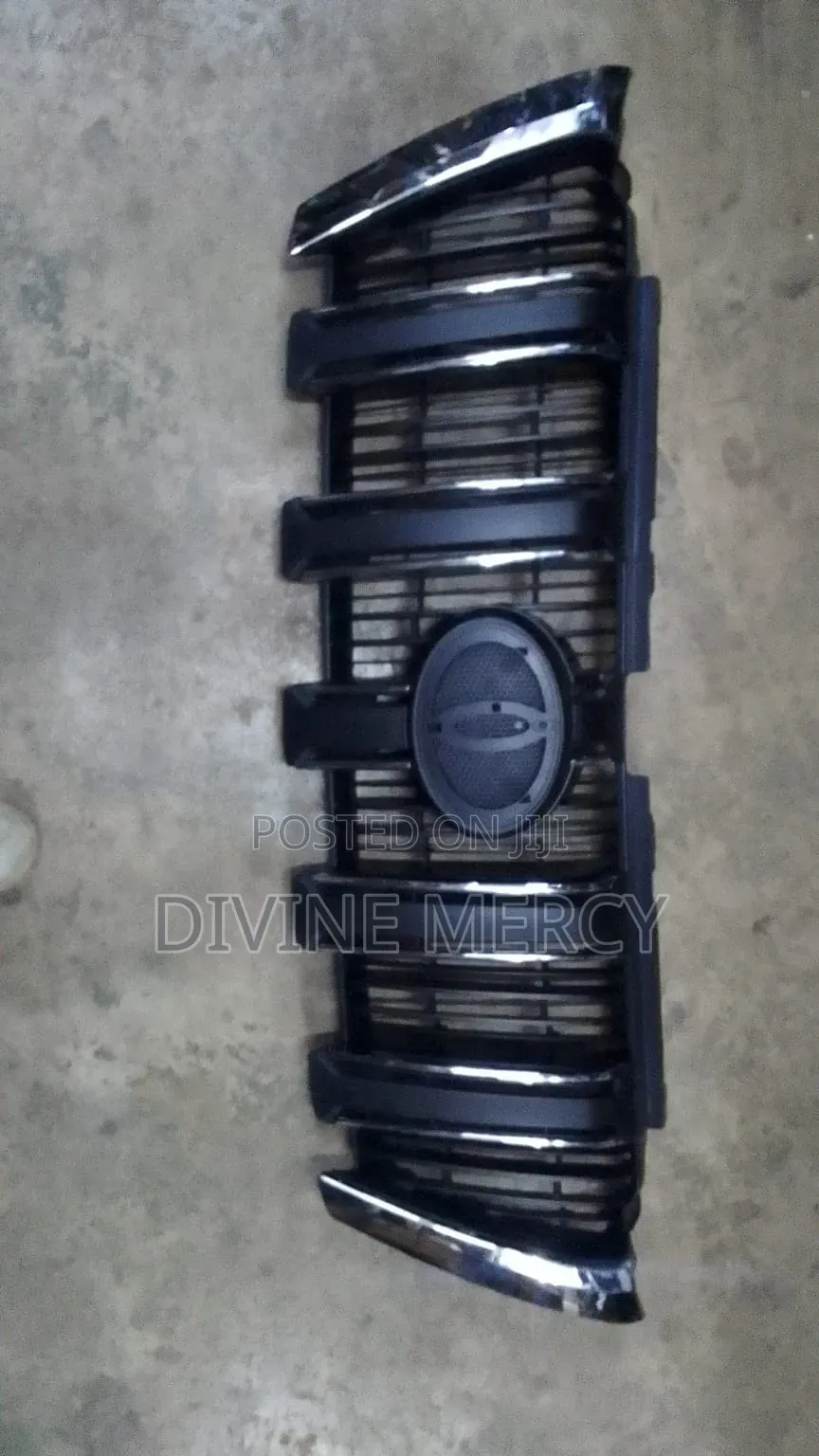 Prado Front Grill Original