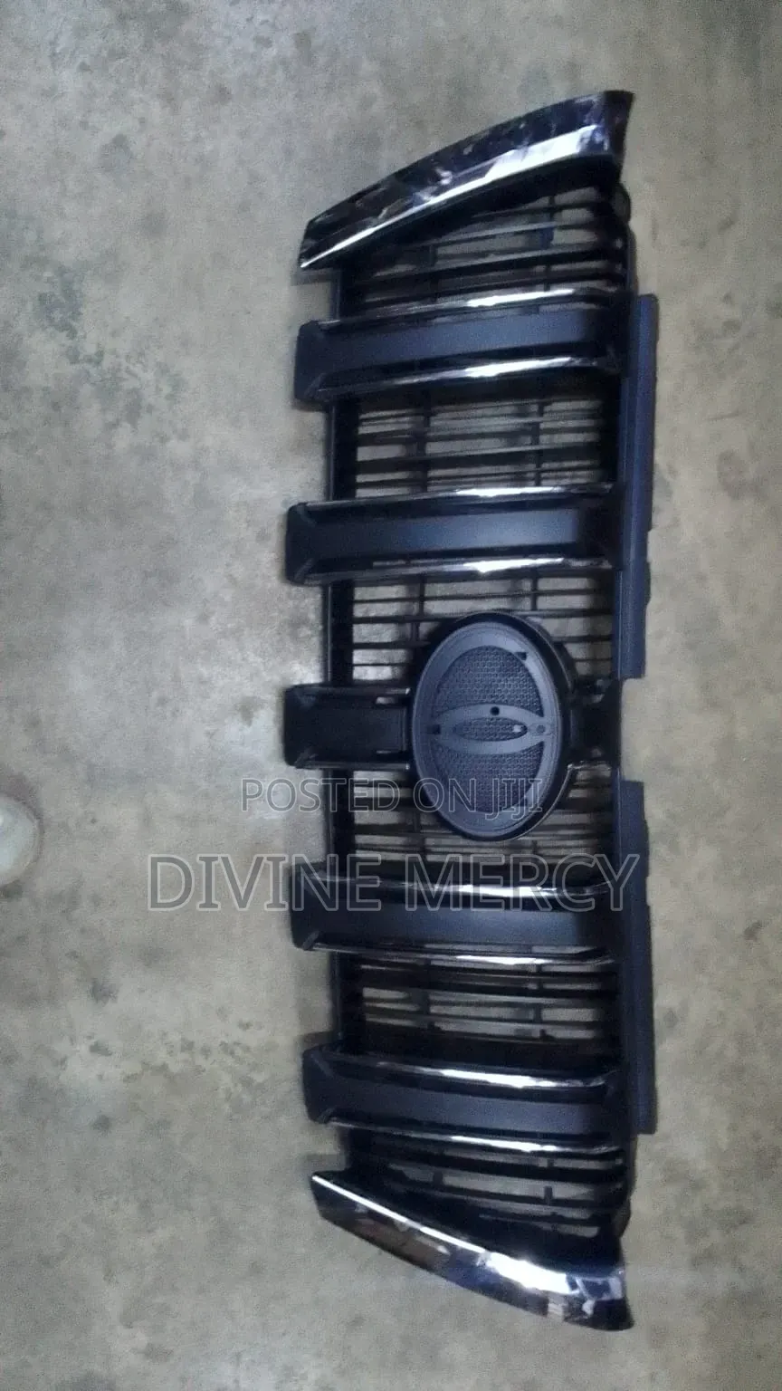 Prado Front Grill Original
