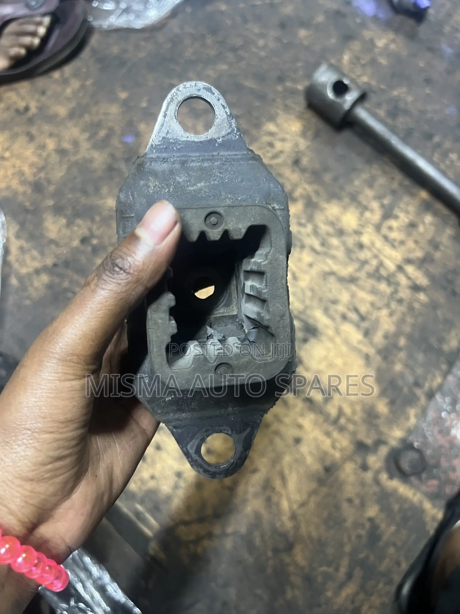 Gear Mounting Nissan Note