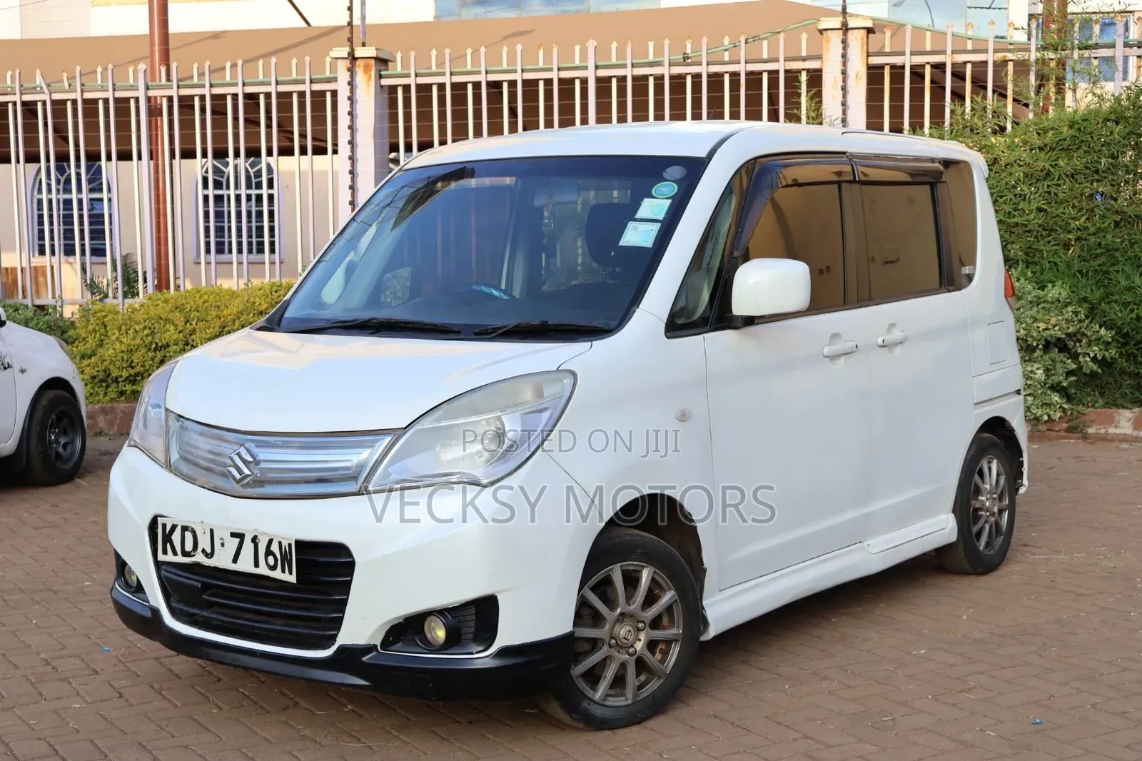 Suzuki Solio 2014 Pearl