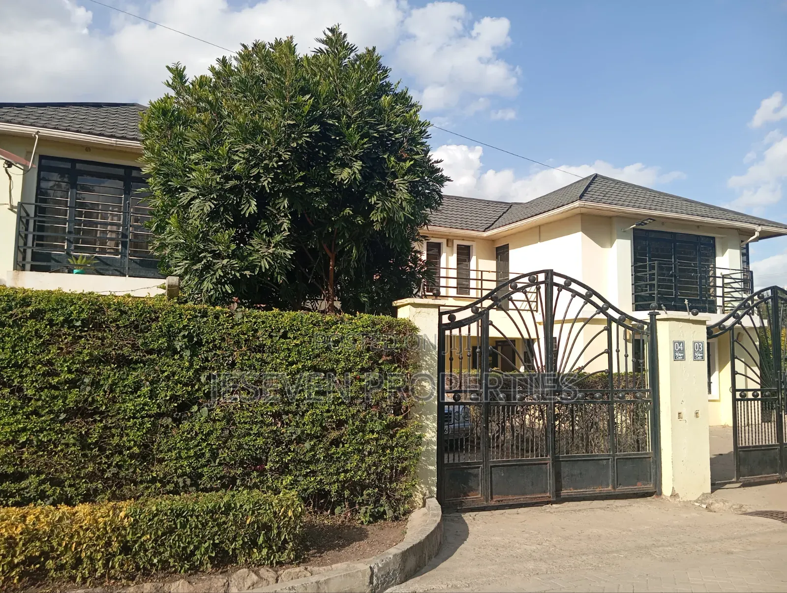 4bdrm Maisonette in Syokimau, Gateway Mall Area for rent