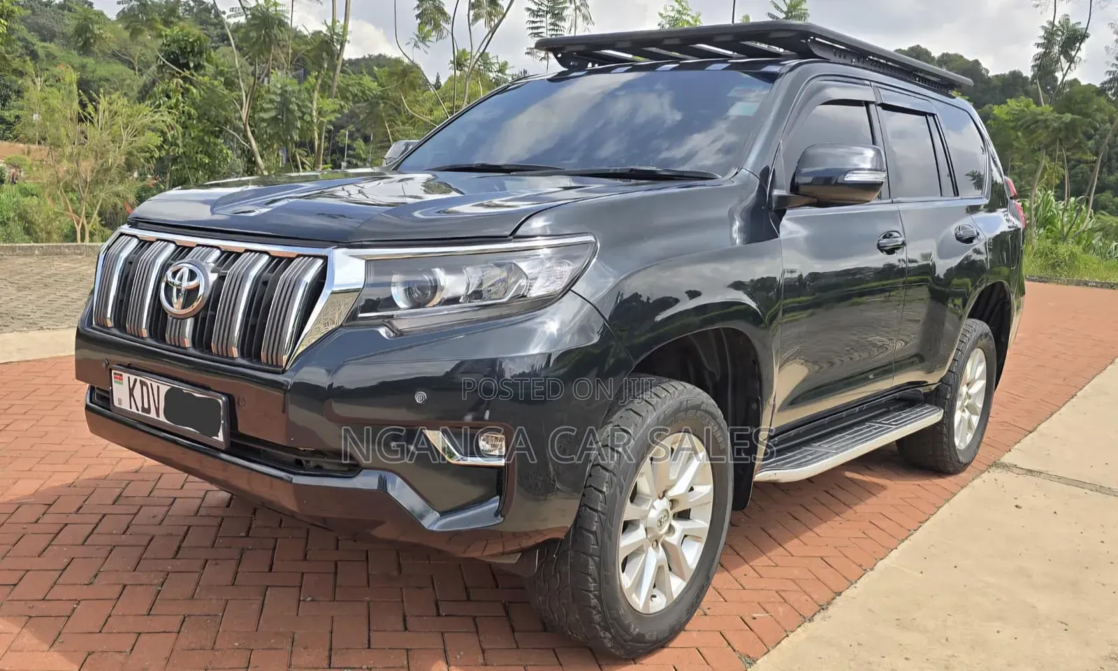 Toyota Land Cruiser Prado 2016 Black