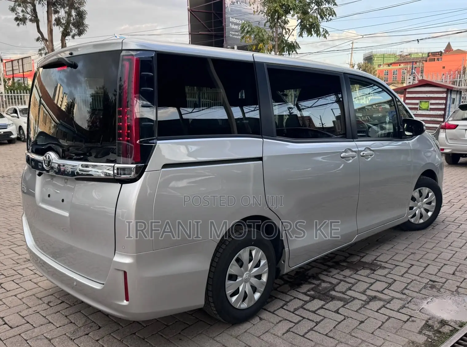 Toyota Noah 2.0 FWD (8 Seater) 2020 Silver