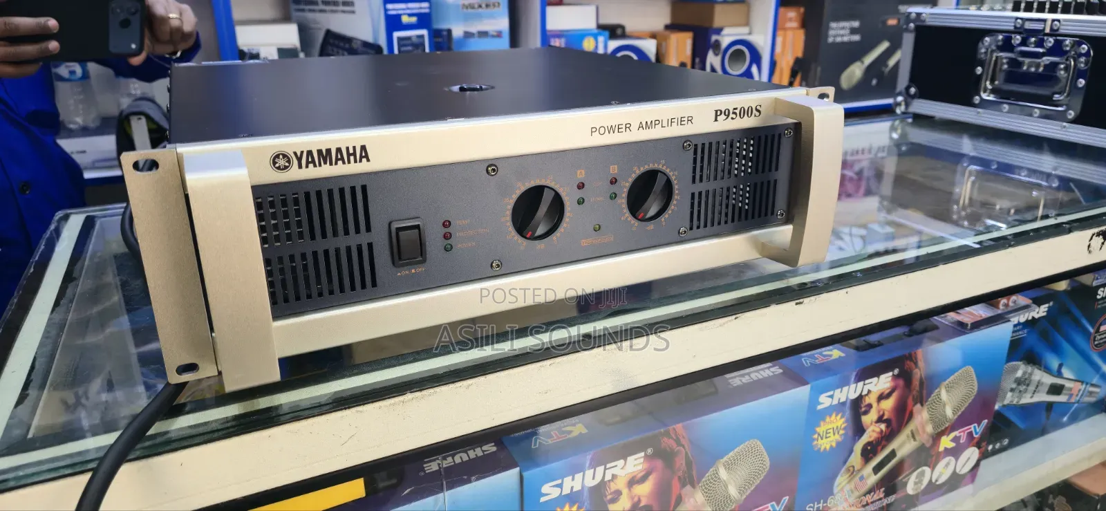 Yamaha Amplifier