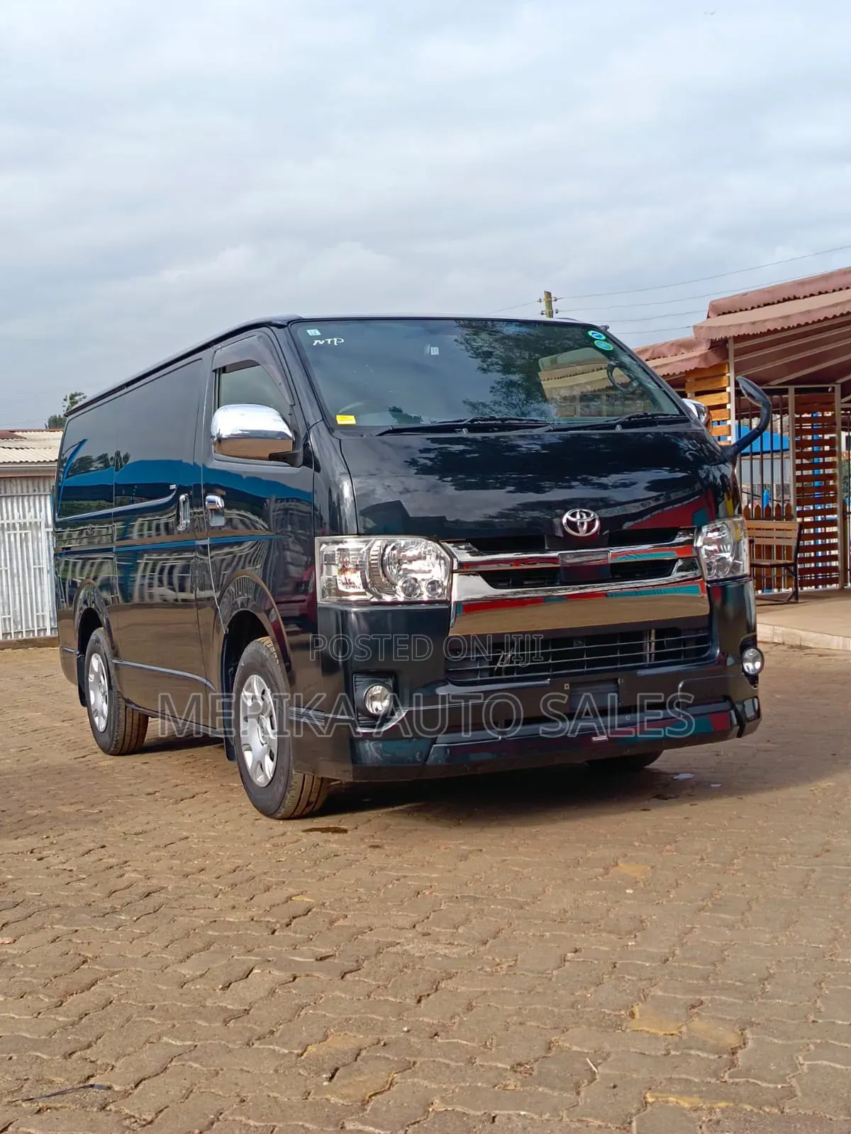 Toyota HiAce 2019 Black