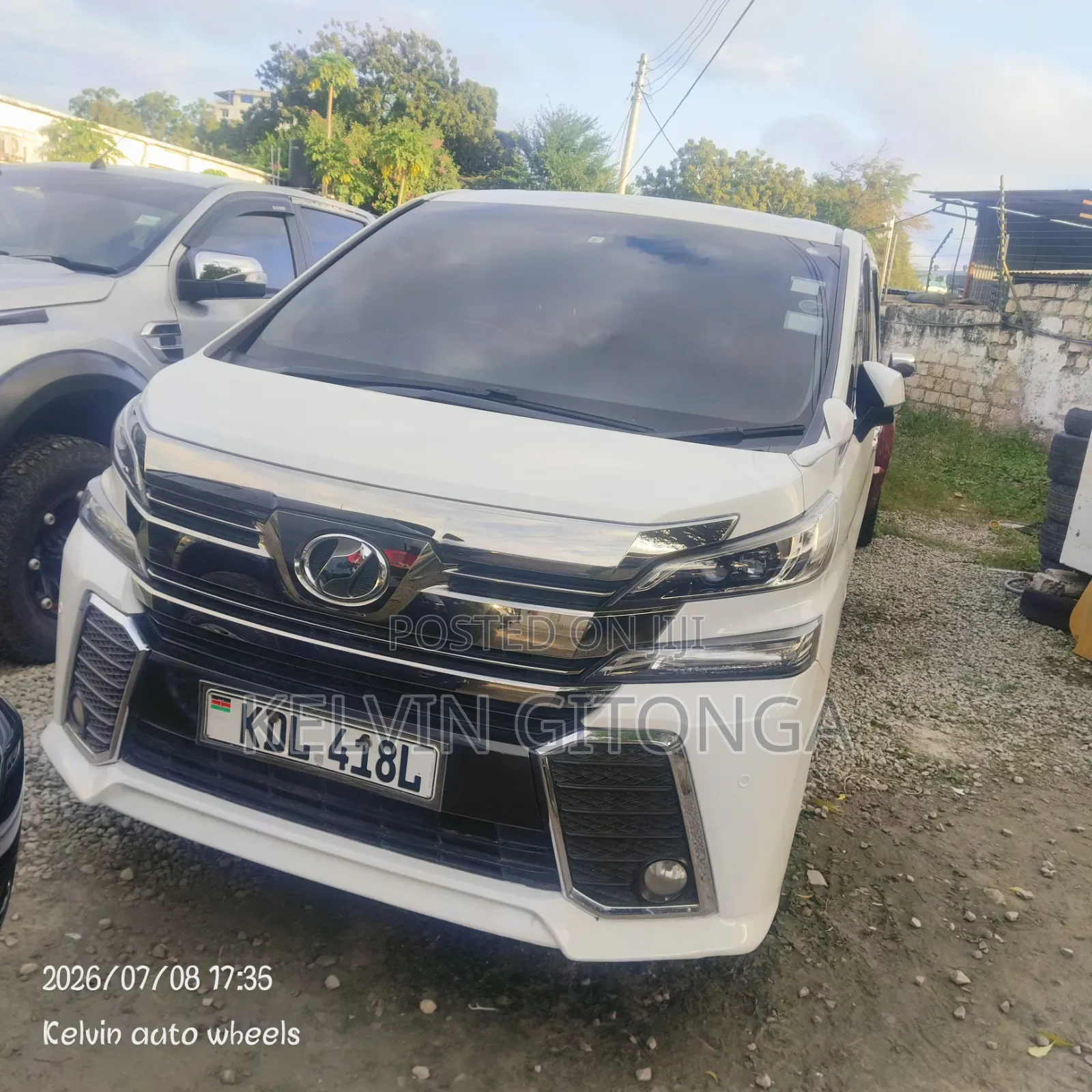 Toyota Voxy 2016 White