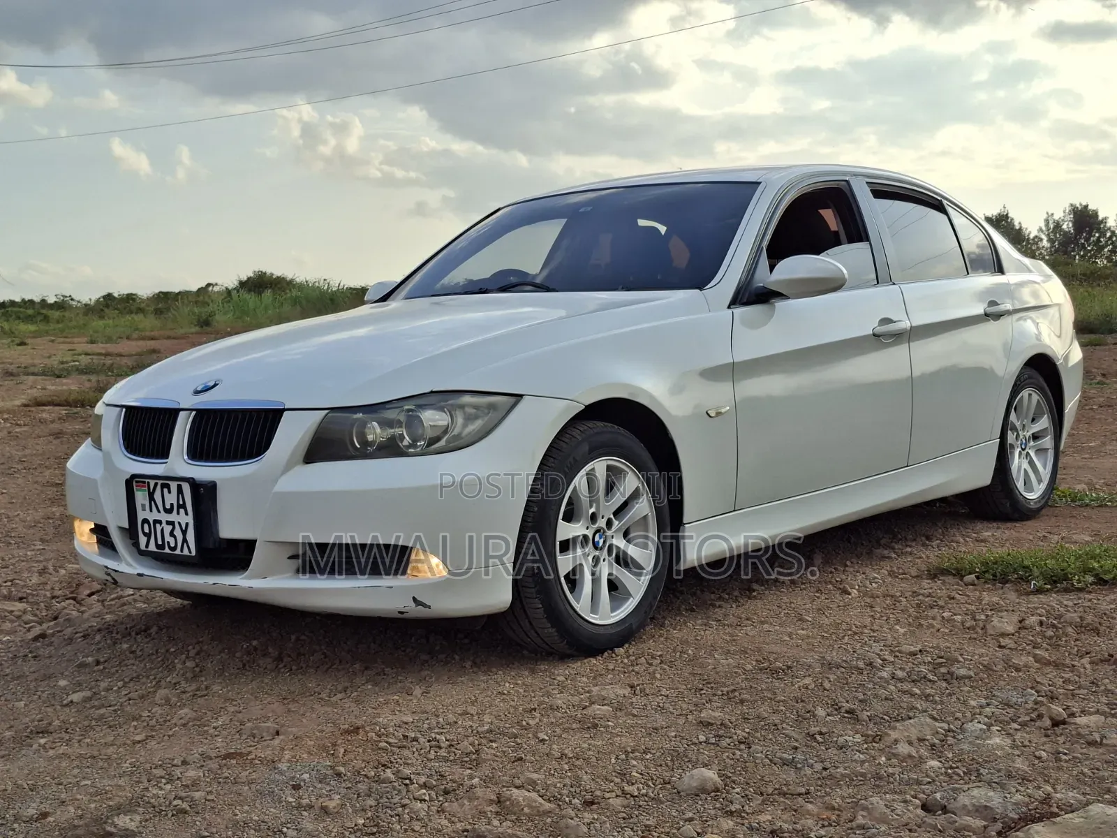 BMW 320i 2007 White
