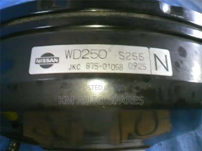 Nissan Advan Brake Booster/Master Cylinder