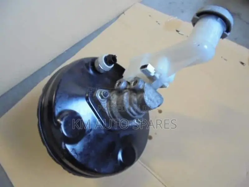Nissan Moco Brake Booster/Master Cylinder