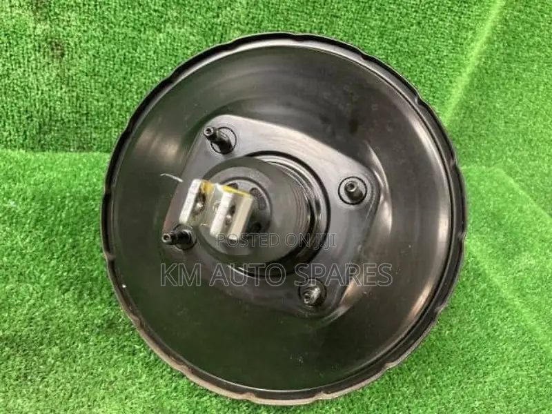 Nissan Pino Brake Booster/Master Cylinder