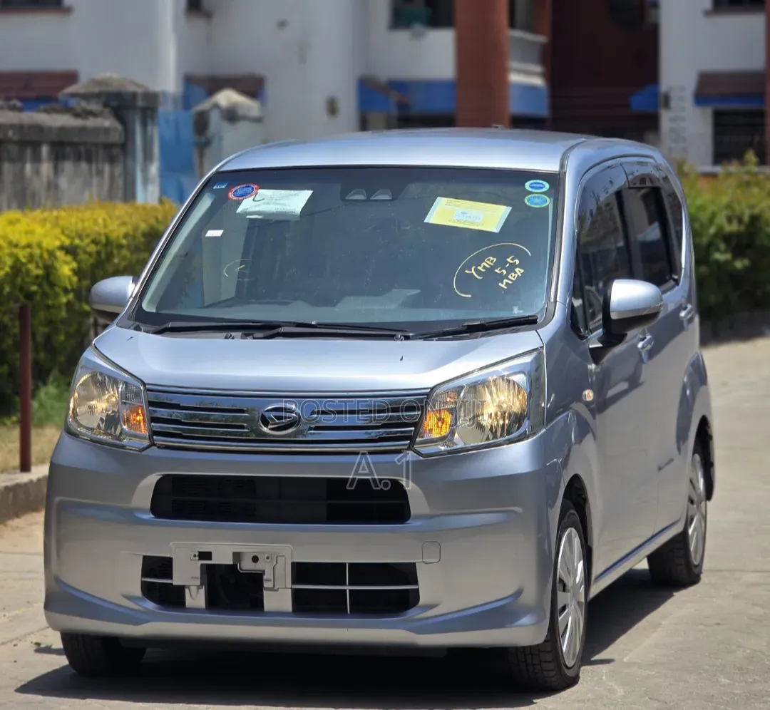 Daihatsu Move 2019 Silver