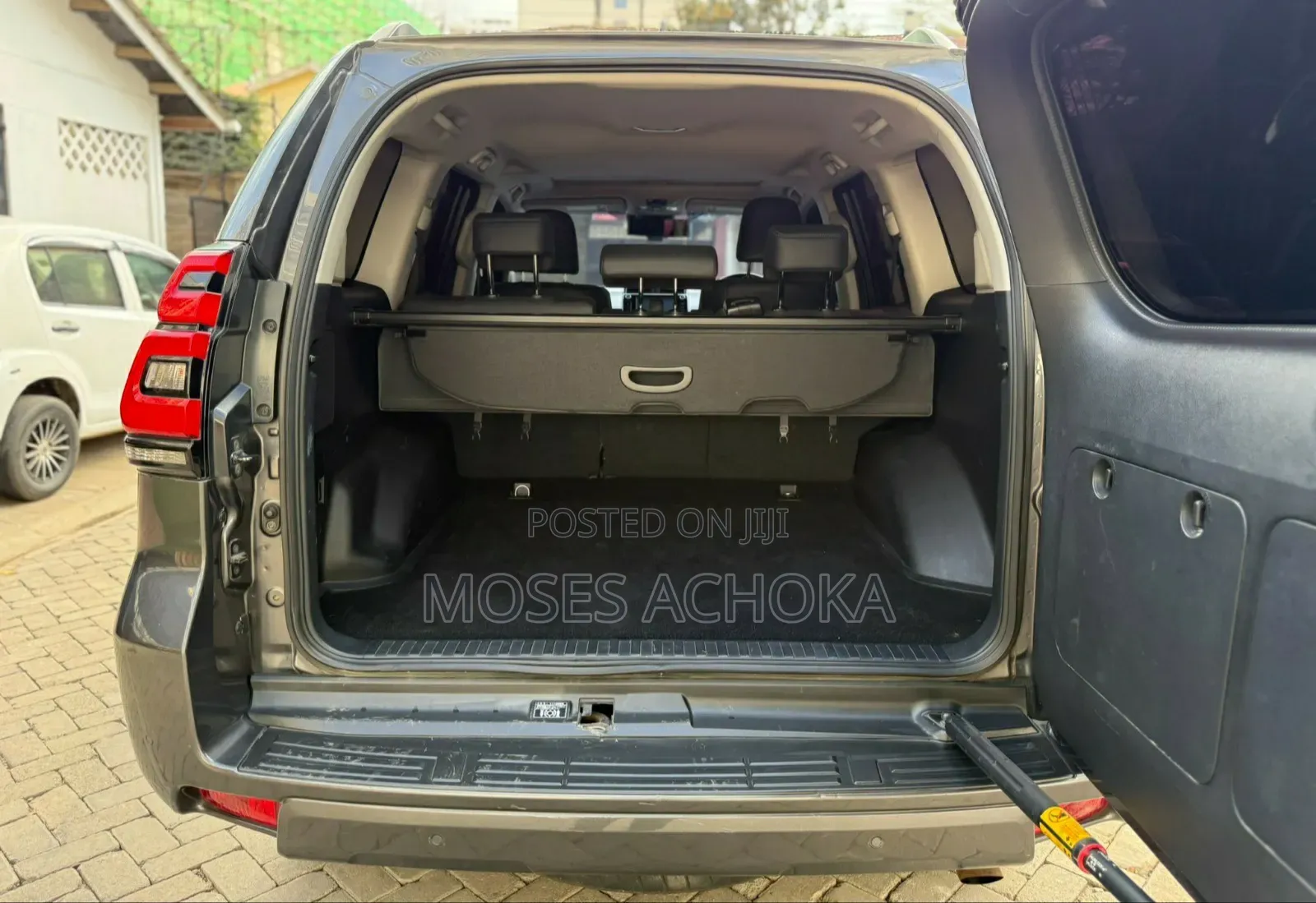 Toyota Land Cruiser Prado 2017 Gray