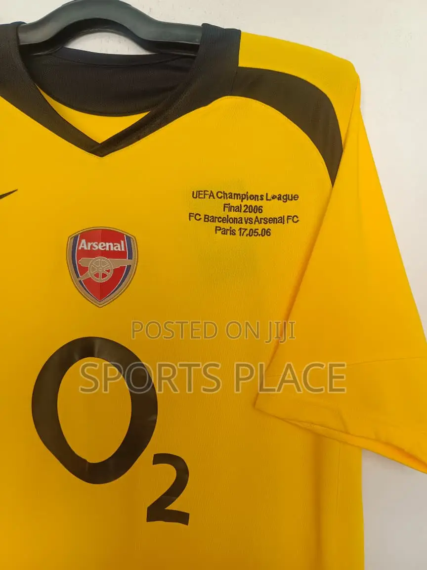 Nike Arsenal F.C. 2005-06 Uefa Champions League Final Retro Jersey