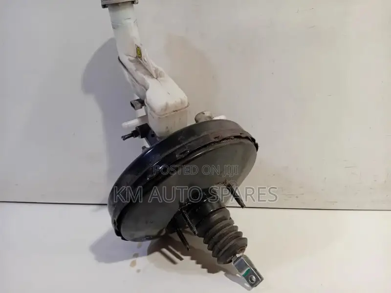 Suzuki Baleno Brake Booster/Master Cylinder