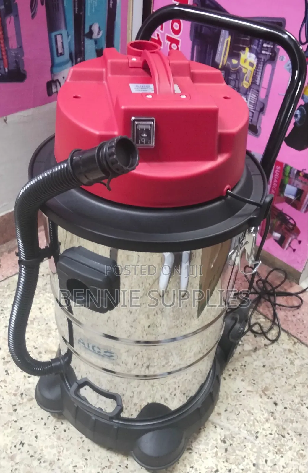 20l Aicco Vacuum Cleaner