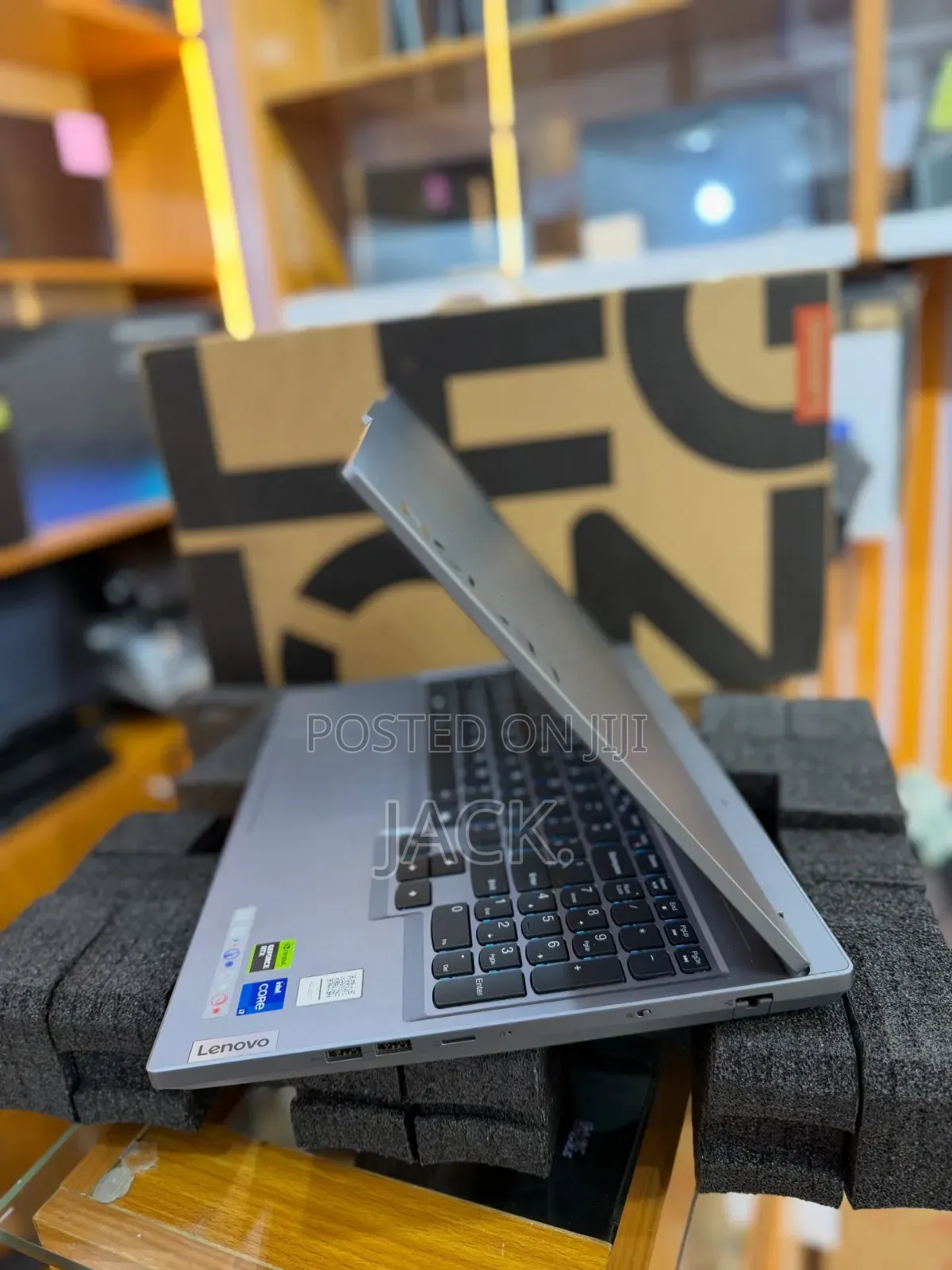 Laptop Lenovo Legion 5 32GB Intel Core Ultra 9 SSD 1T