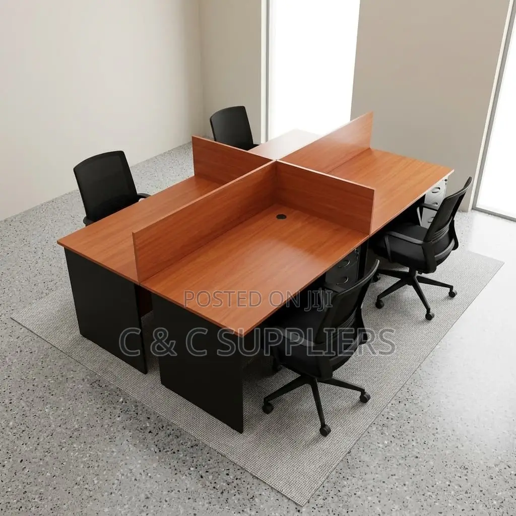 Customized Wooden 4-Seater Workstation