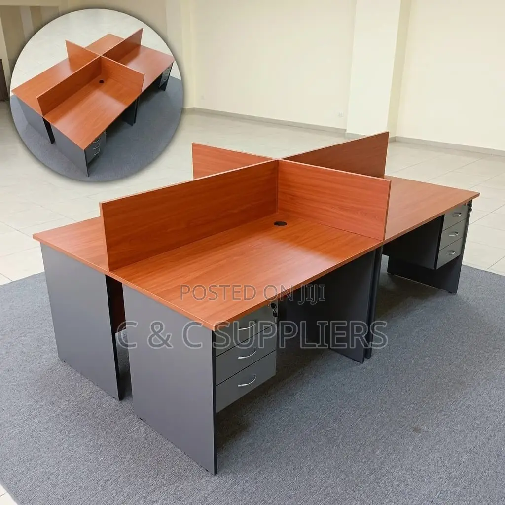 Customized Wooden 4-Seater Workstation