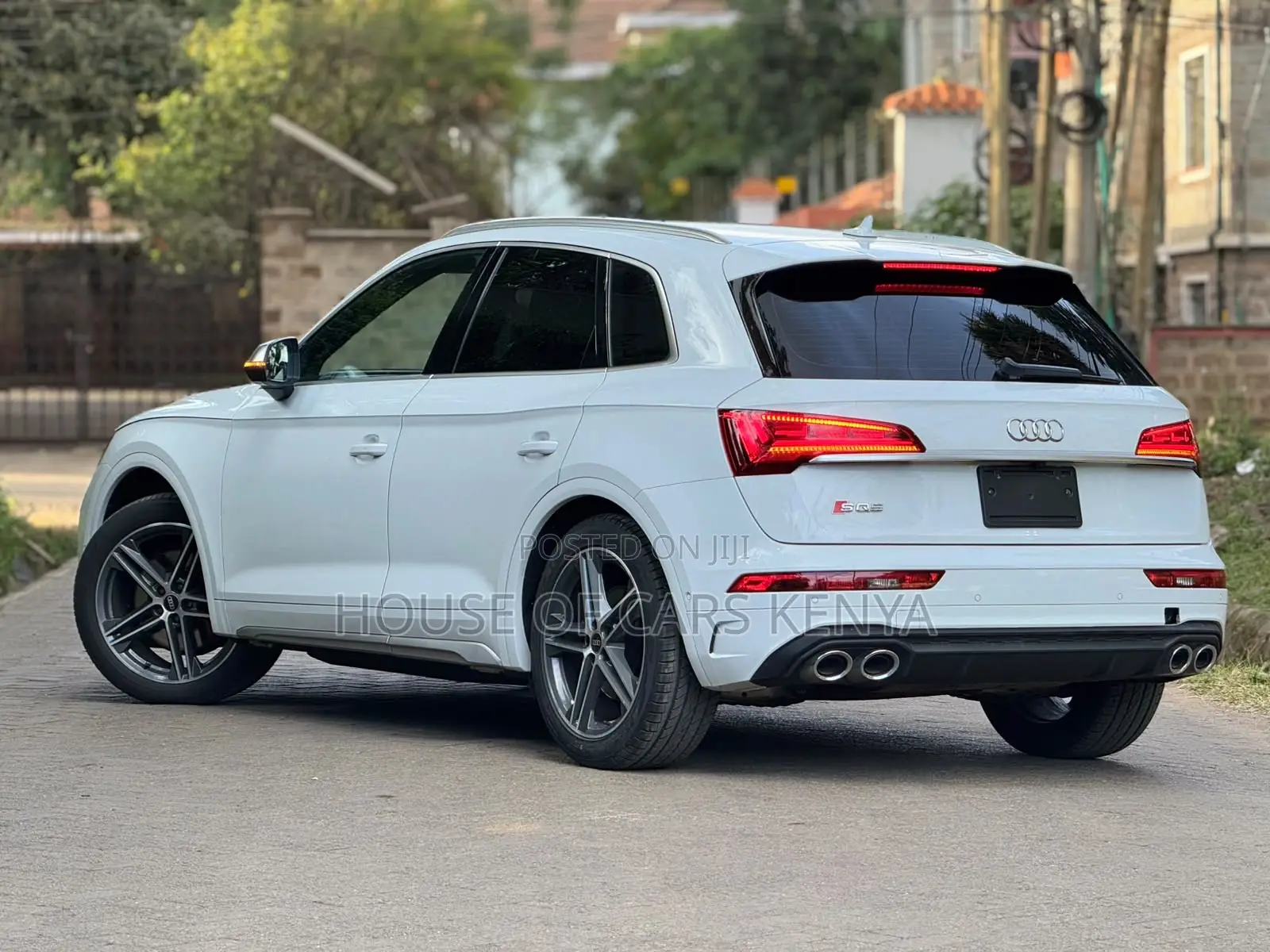 Audi SQ5 2021 Pearl