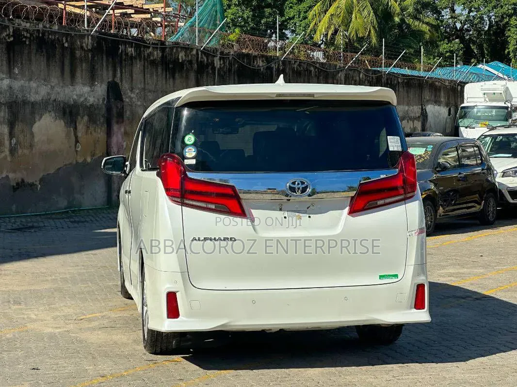 Toyota Alphard 2.5 Petrol AWD 2020 Pearl