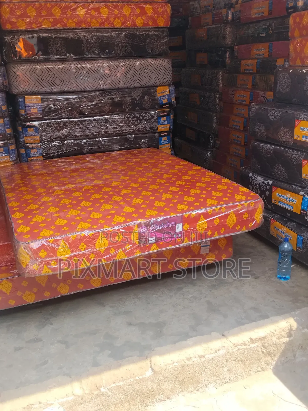 Vitafoam Maisha Mattress 5x6 8 Inch Plain Foam Mattress