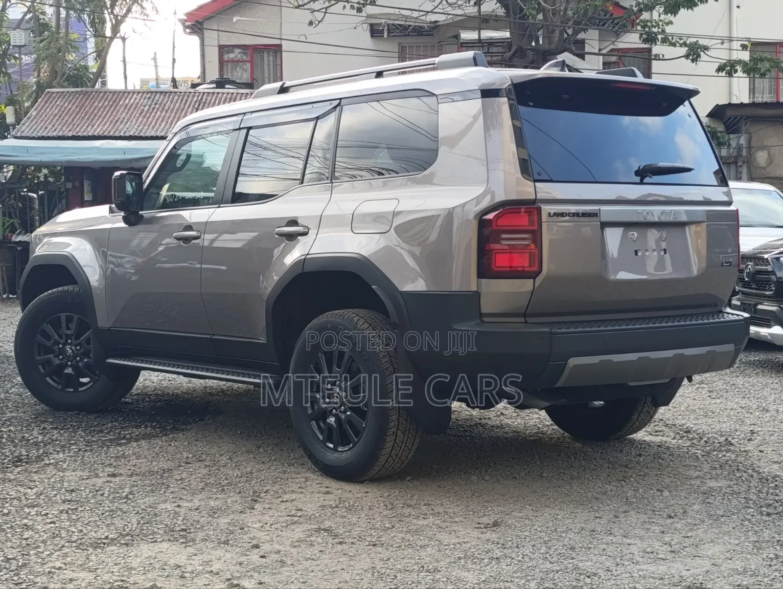Toyota Land Cruiser Prado 2024