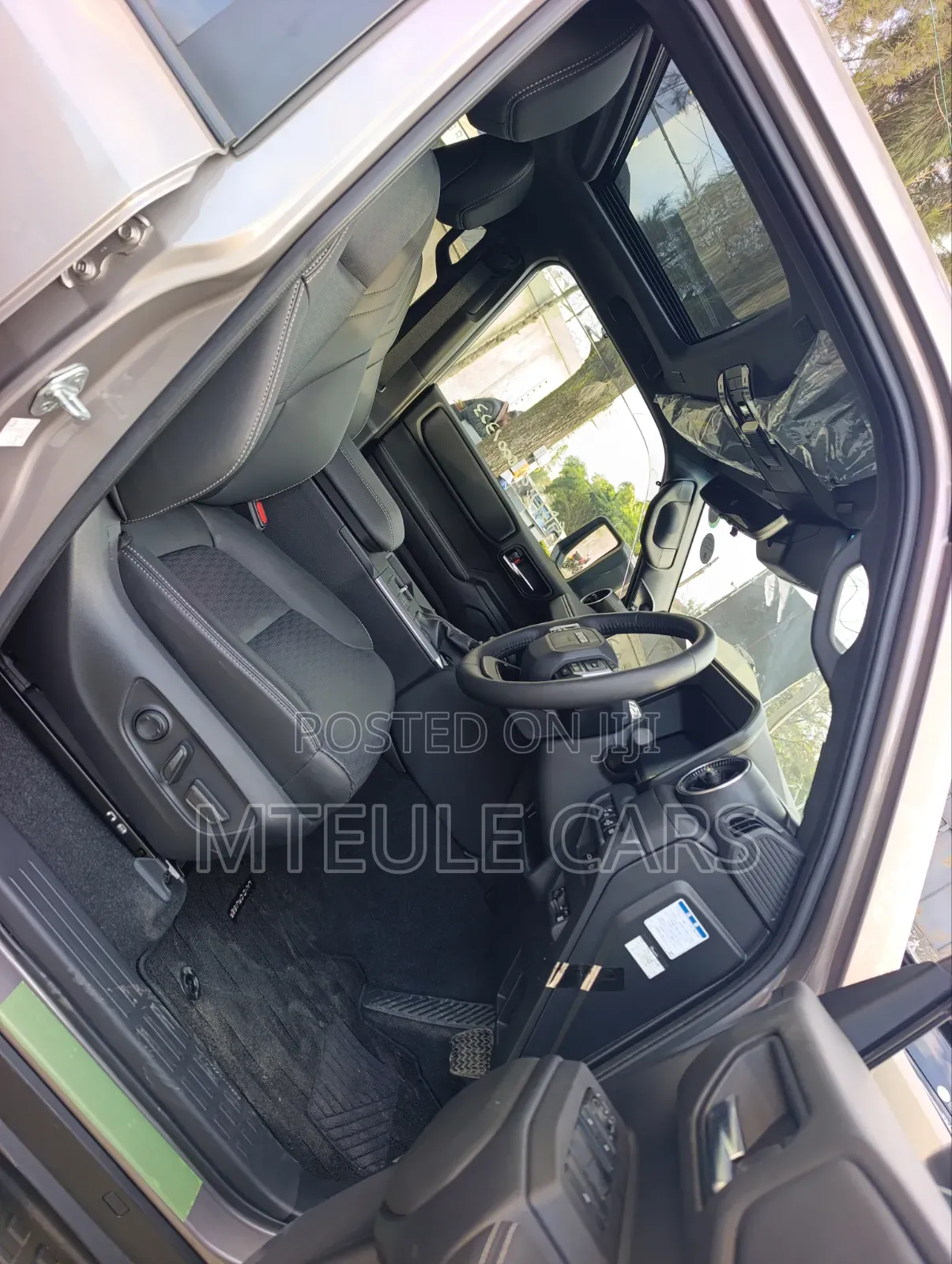 Toyota Land Cruiser Prado 2024