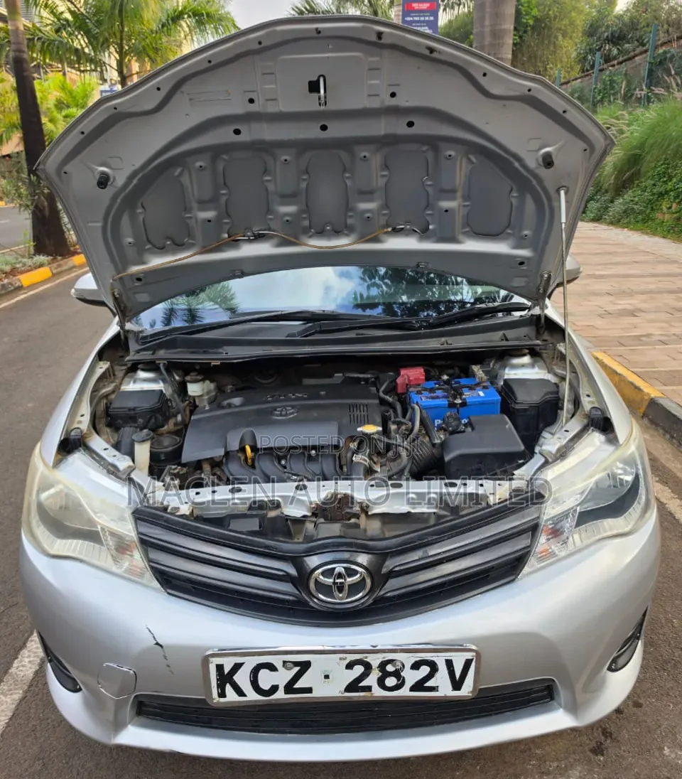 Toyota Corolla Fielder 2015 Silver