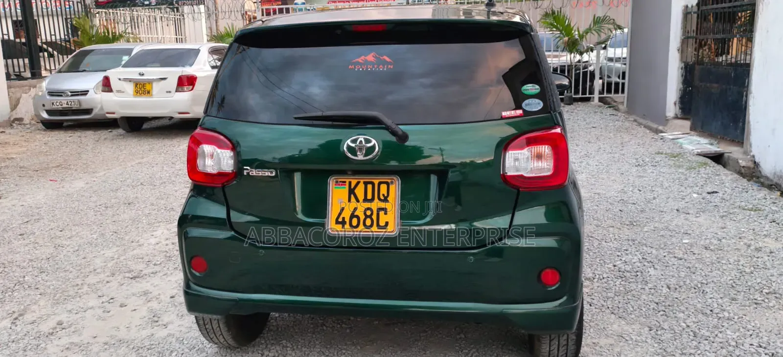 Toyota Passo 2017 Green
