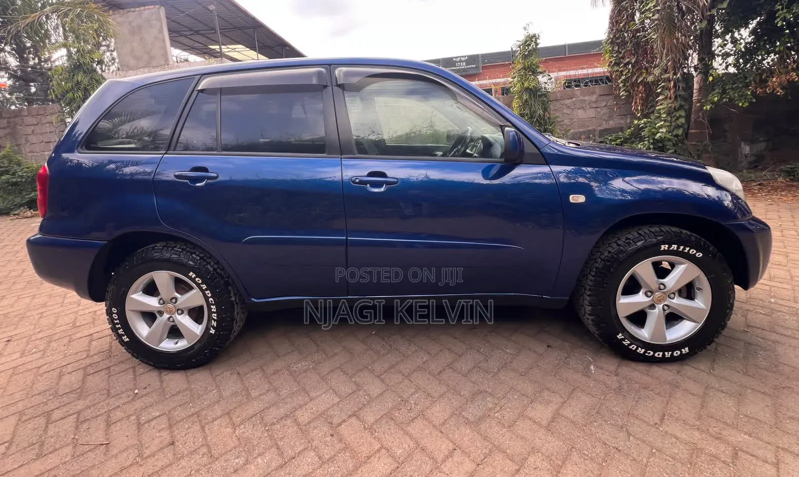 Toyota RAV4 2004 Blue