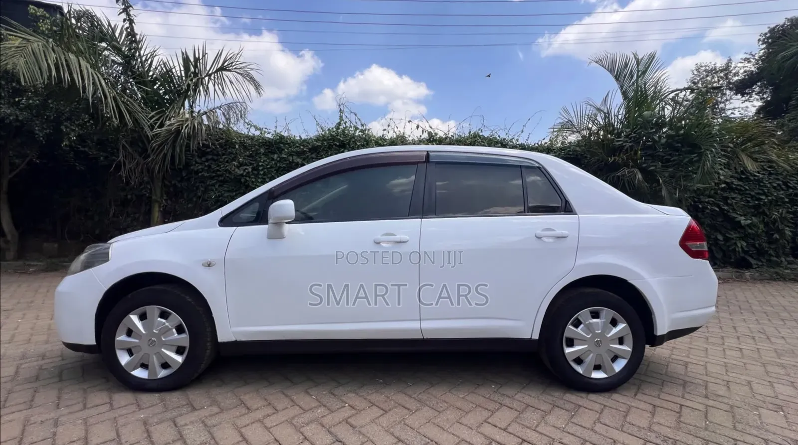 Nissan Tiida 2009 White