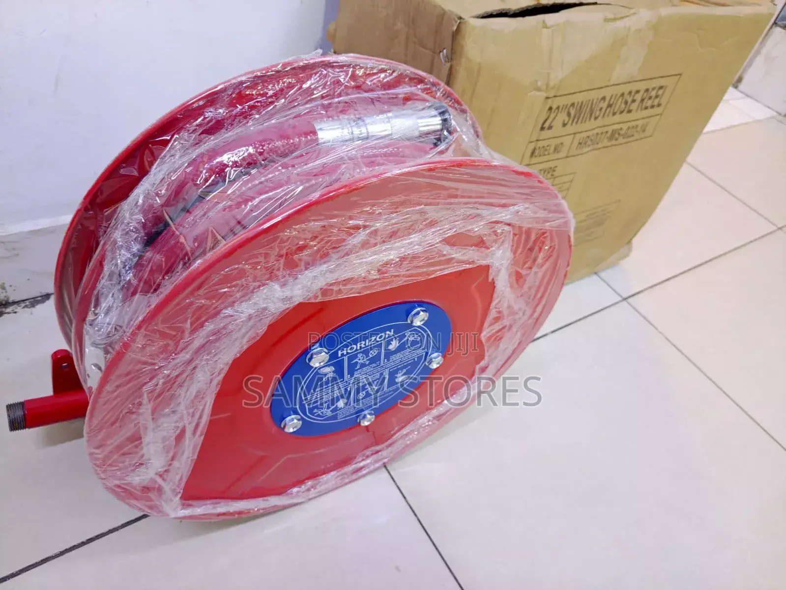 Heavy Duty 22" Swing Air Hose Reel With Wall Mount Bracket