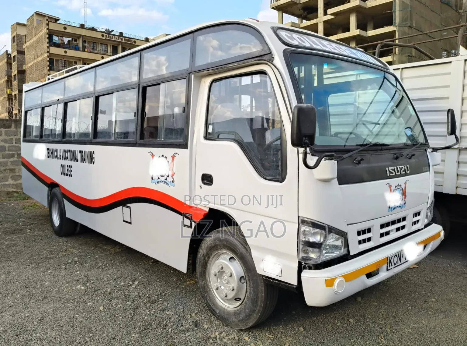 Isuzu NQR 2017 White