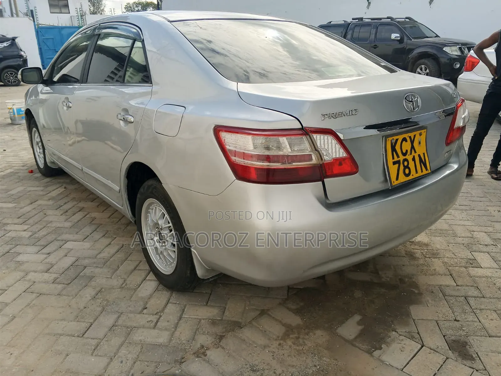 Toyota Premio 2012 Silver