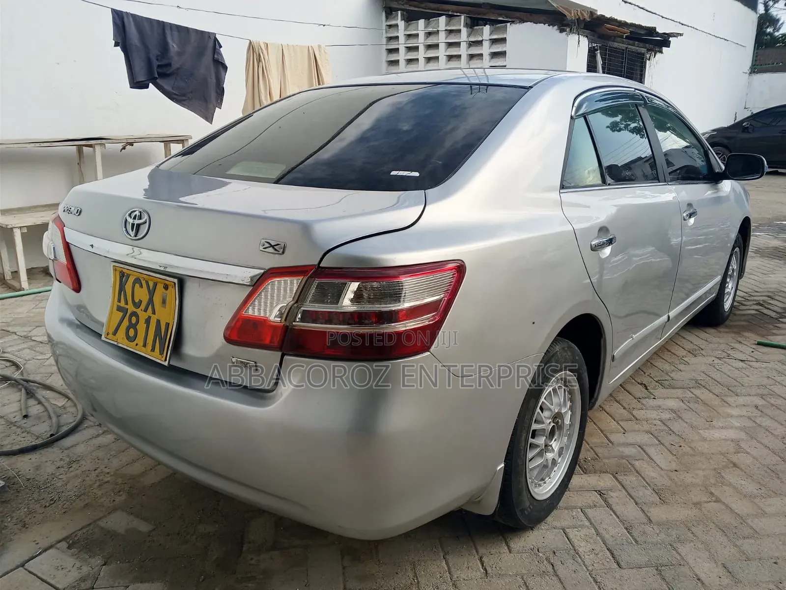 Toyota Premio 2012 Silver