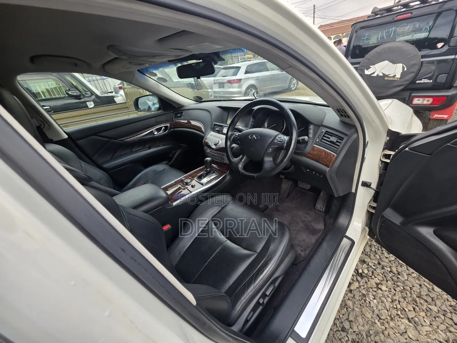 Nissan Fuga 2017 Pearl