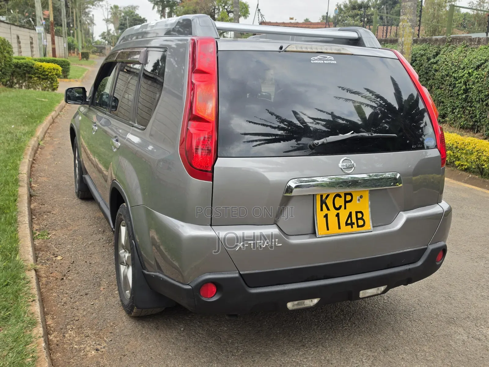 Nissan X-Trail 2.0 Petrol XE 2010 Gray