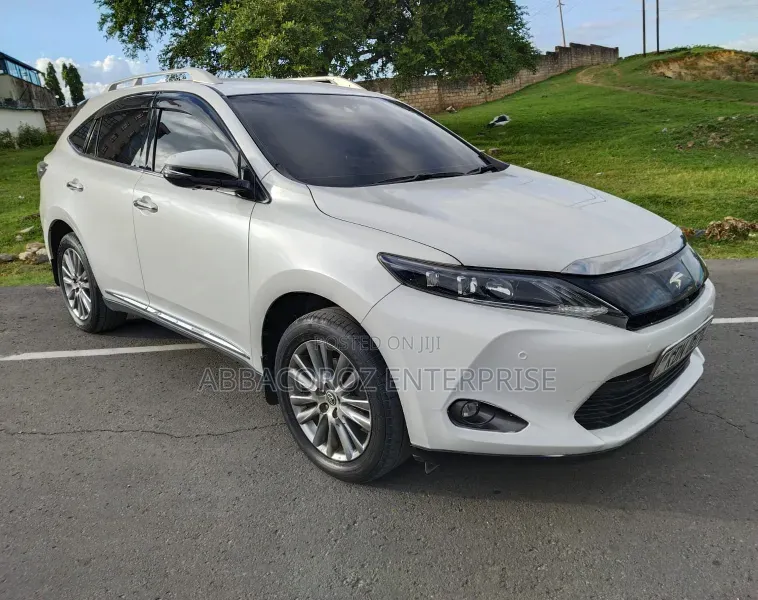 Toyota Harrier 2016 White