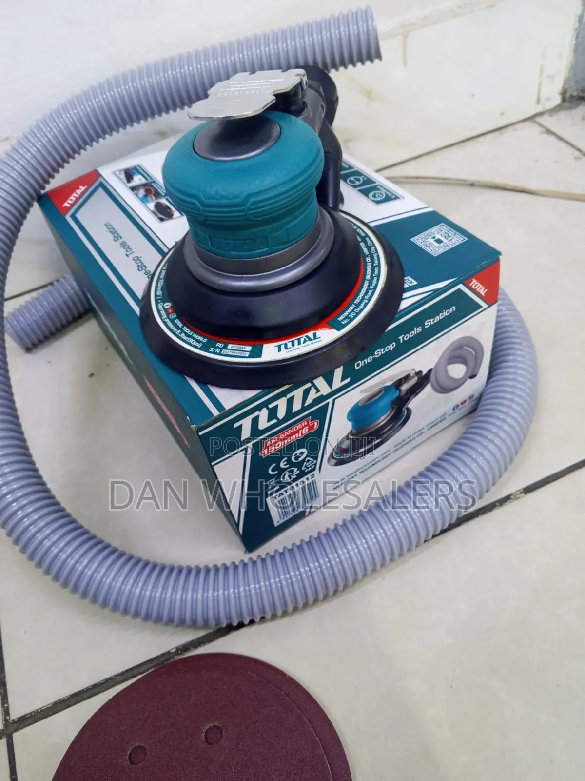 .Total Air Sander 150mm Dust Extraction Tool