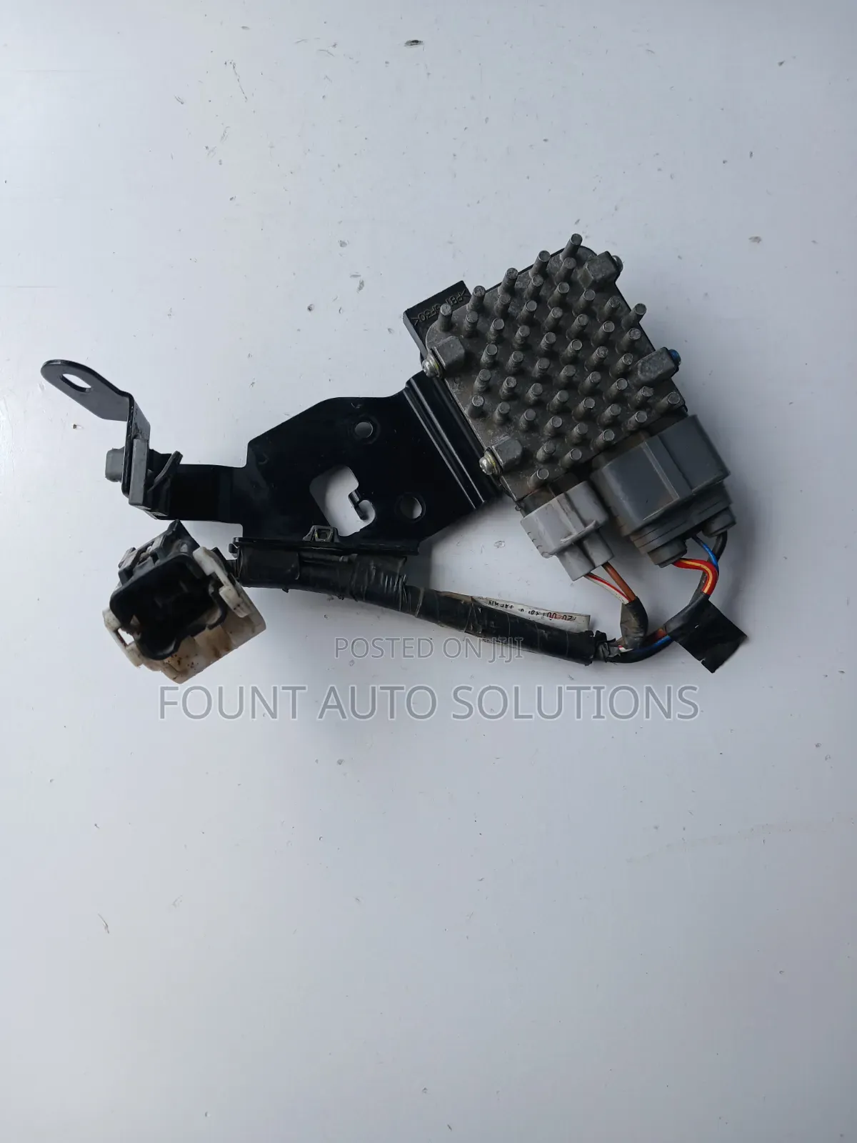Cooling Fan Control Module Toyota Crown