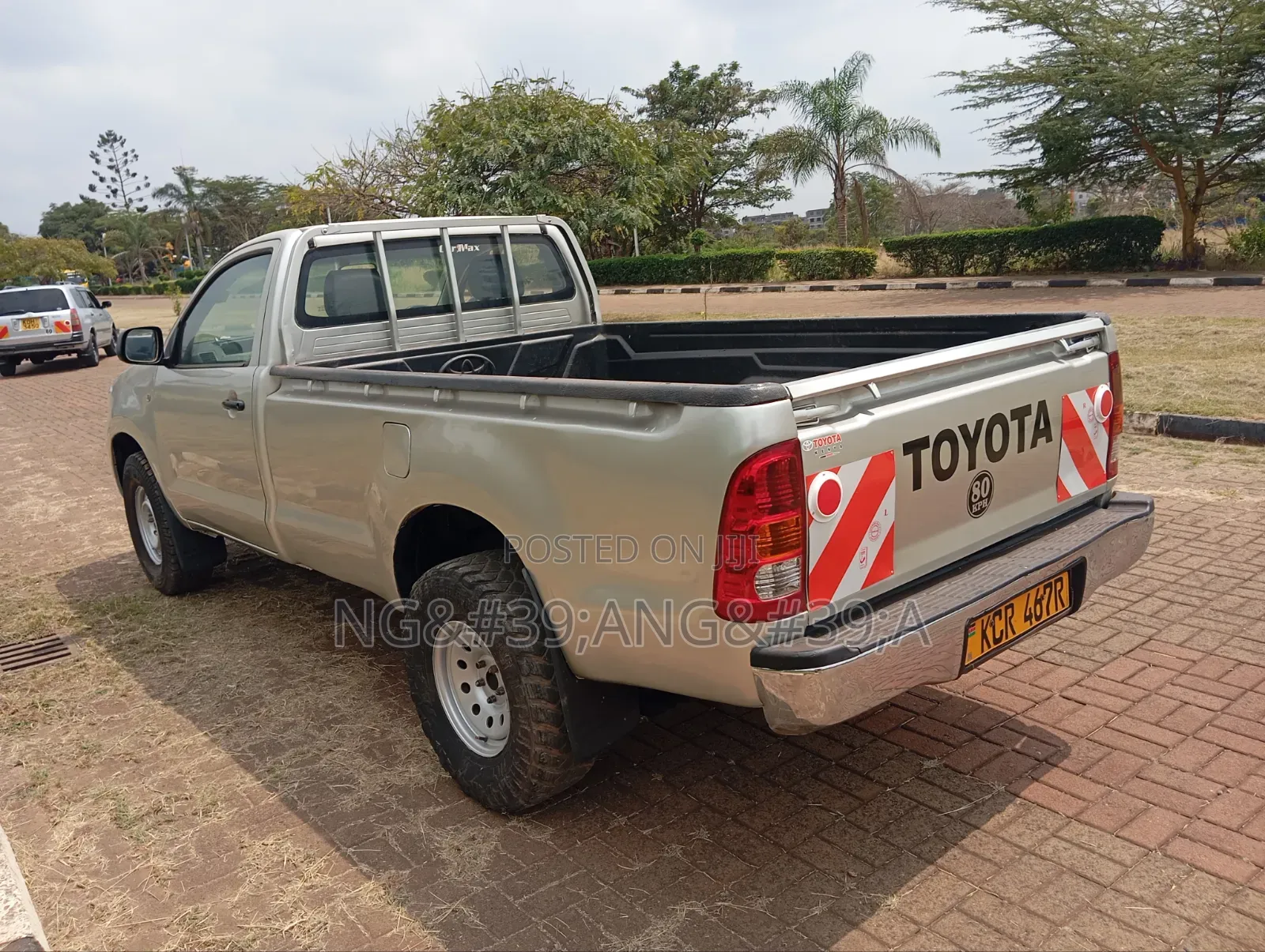 Toyota Hilux 2011 Silver