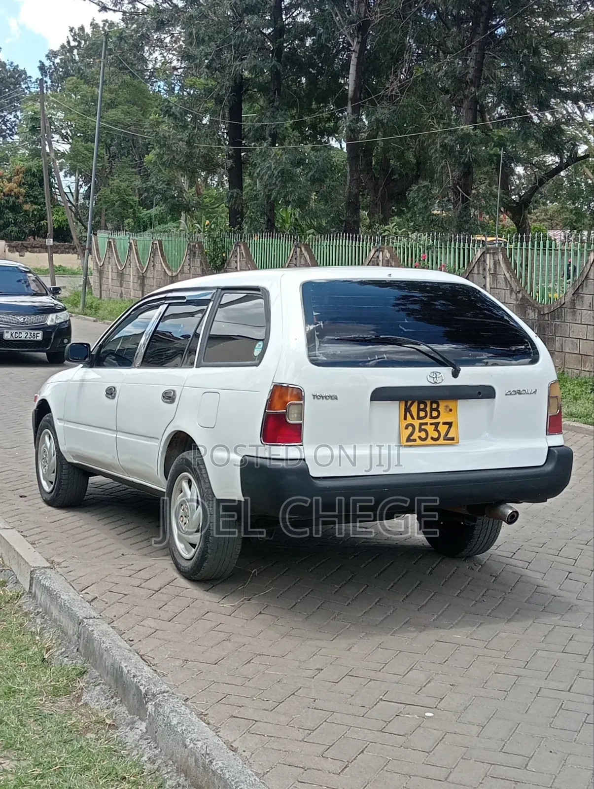 Toyota Corolla 2002 White