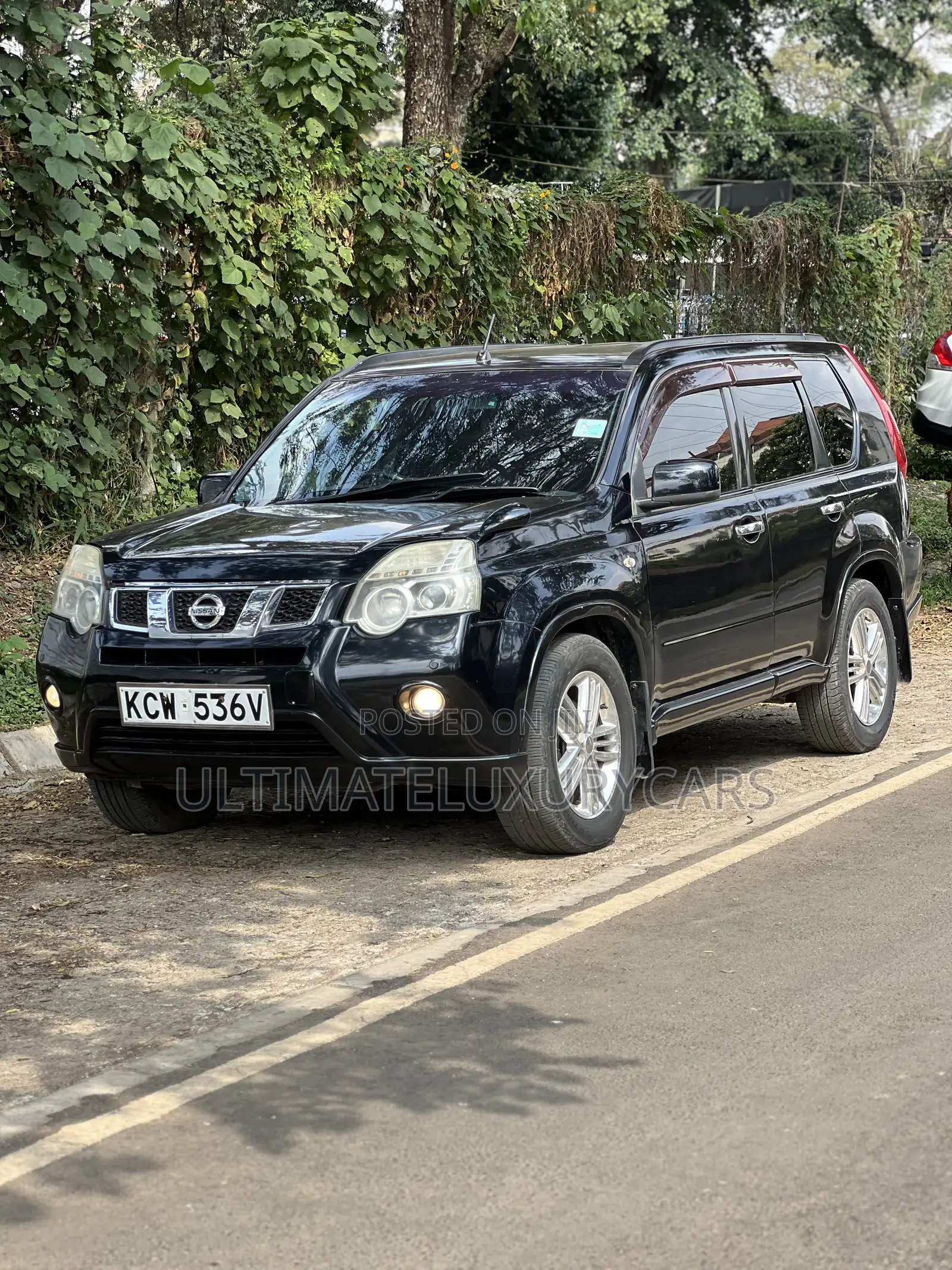 Nissan X-Trail 2.0 Petrol XE 2012 Black