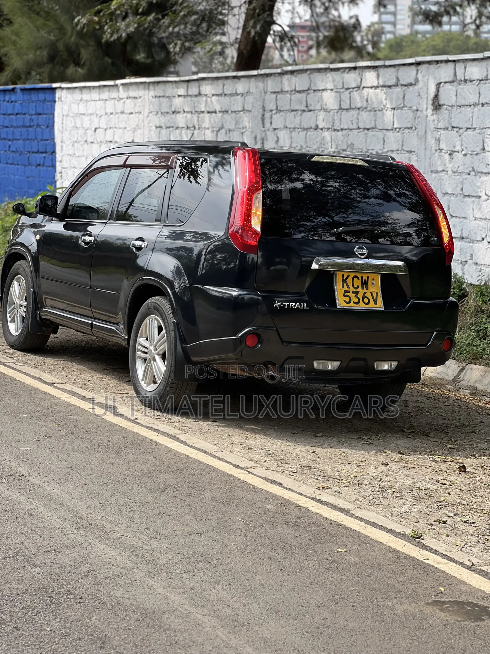Nissan X-Trail 2.0 Petrol XE 2012 Black