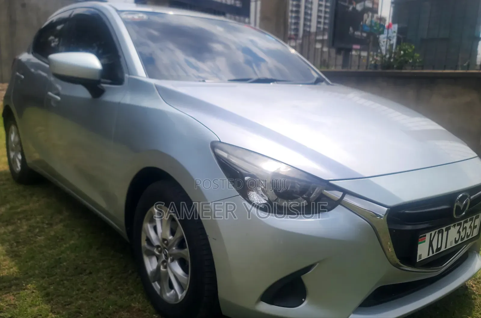 Mazda Demio 2018 Silver