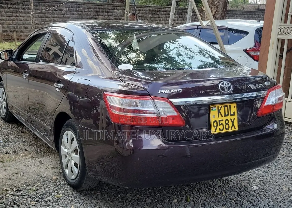 Toyota Premio 1.5 FWD 2015 Burgundy